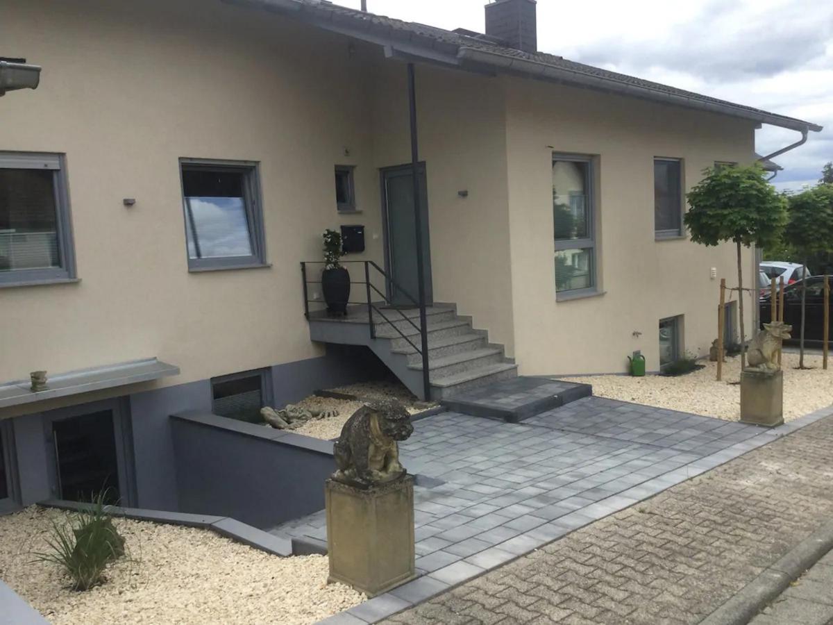 Charmante Ferienwohnung 100 Qm Gross Umstadt Bagian luar foto