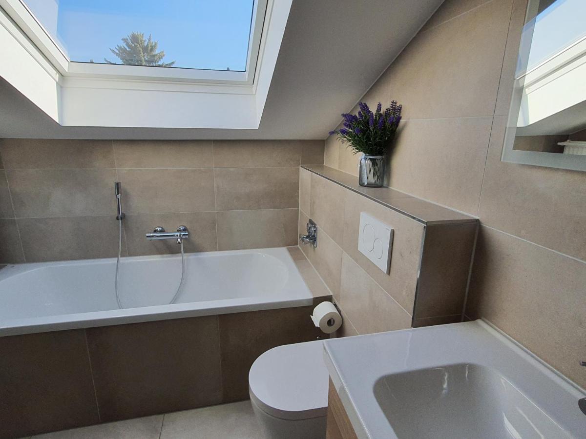 Charmante Ferienwohnung 100 Qm Gross Umstadt Bagian luar foto